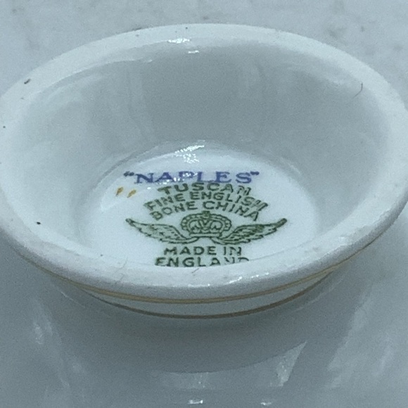 Vintage Tuscan Naples English Bone China Teacup and Saucer - Picture 10 of 10